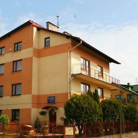 Pokoje Goscinne U Broni Mielno  Ngoại thất bức ảnh